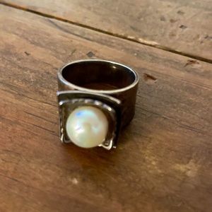Silpada 925 Sterling Silver Pearl ring size 7